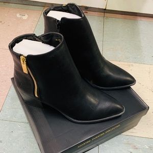 🔥🔥🎉illusion black pointed ankle booties 🔥🔥🎉